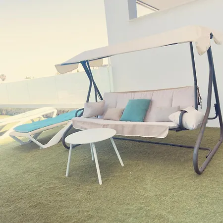 Ocean Garden 108 Con Jardín Privado Y Vista Al Mar Apartamento *