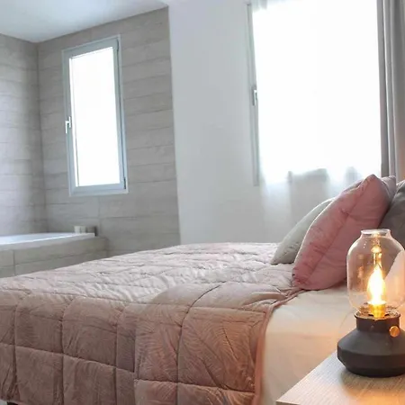 Ocean Garden 108 Con Jardin Privado Y Vista Al Mar * 아데제